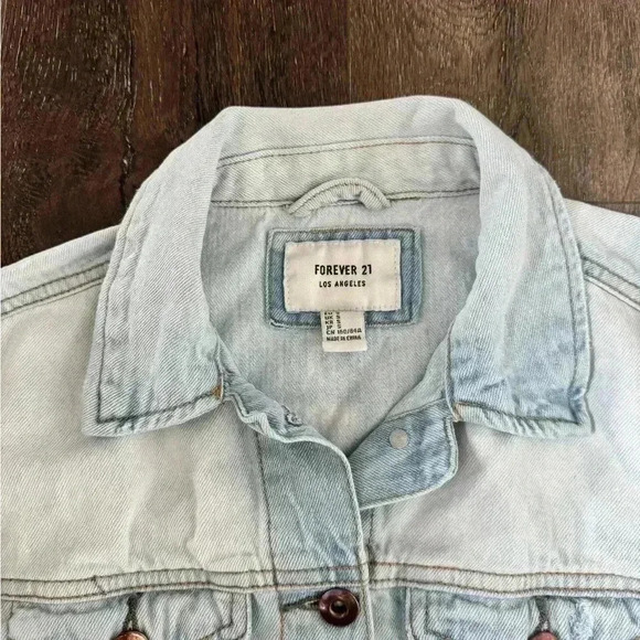 Forever 21 Jean Jacket.  Women’s size small.  Light wash denim. - Picture 3 of 6